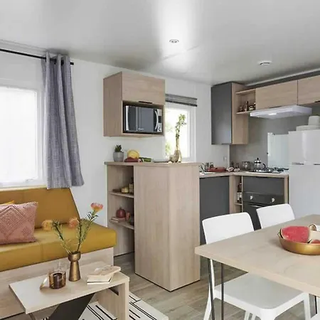 Mobil Confortable, Climatisation - 6 Pers. - Api-1-52-2949 * Grayan-et-l'Hopital